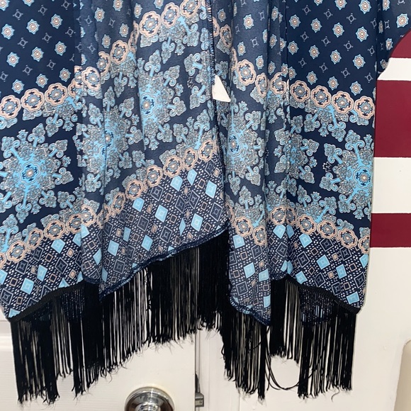 Kimono - Picture 4 of 7